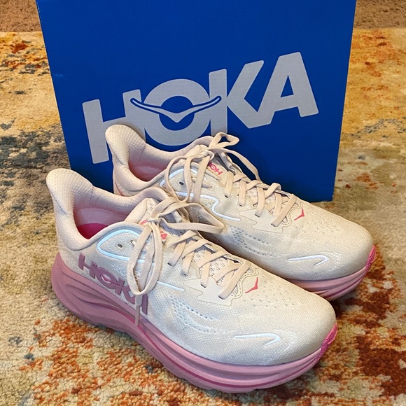 HOKA Clifton 10, W 8D - Picture 3 of 9